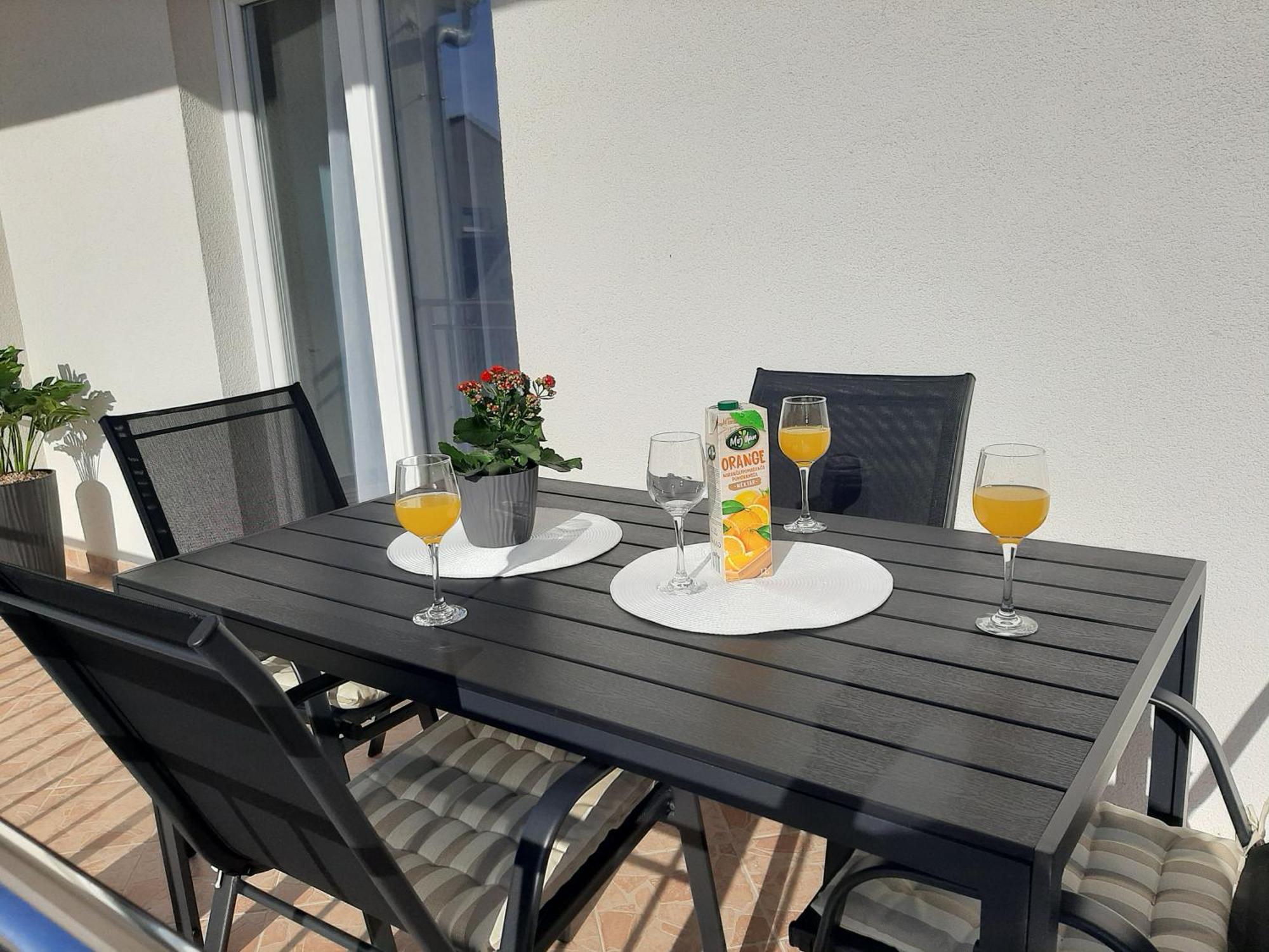Apartment Marina Zadar Luaran gambar